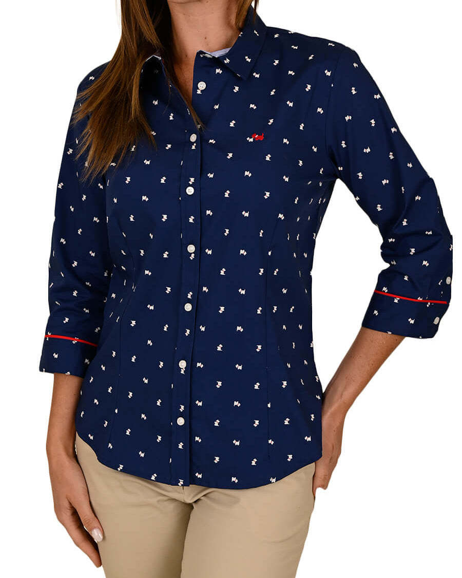Blusa Ferrioni Internazionale Sammy azul marino con estampado, manga tres cuartos y botones en 100% algodón